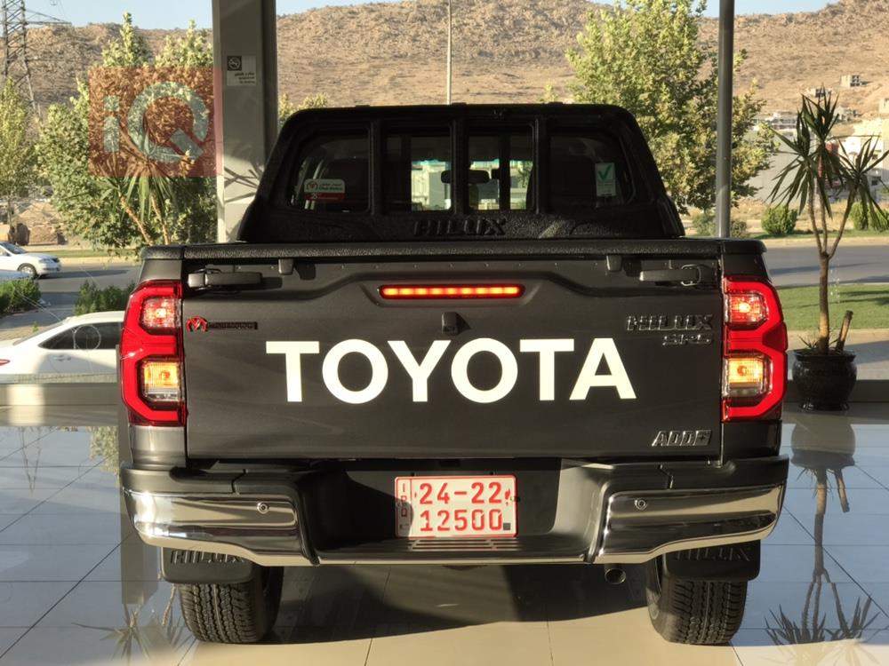 تويوتا هايلوكس